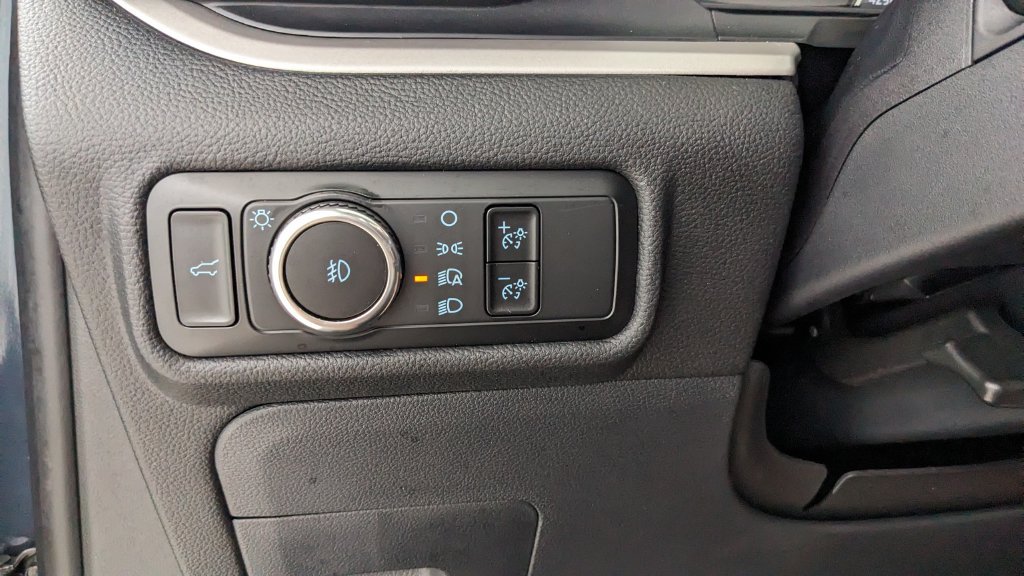 Certified 2023 Ford Explorer XLT w/ Equipment Group 202A AWD/4WD image 23