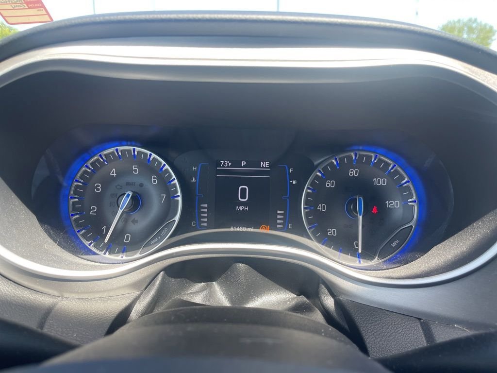 Used 2020 Chrysler Pacifica Touring-L w/ Premium Audio Group AWD/4WD image 30
