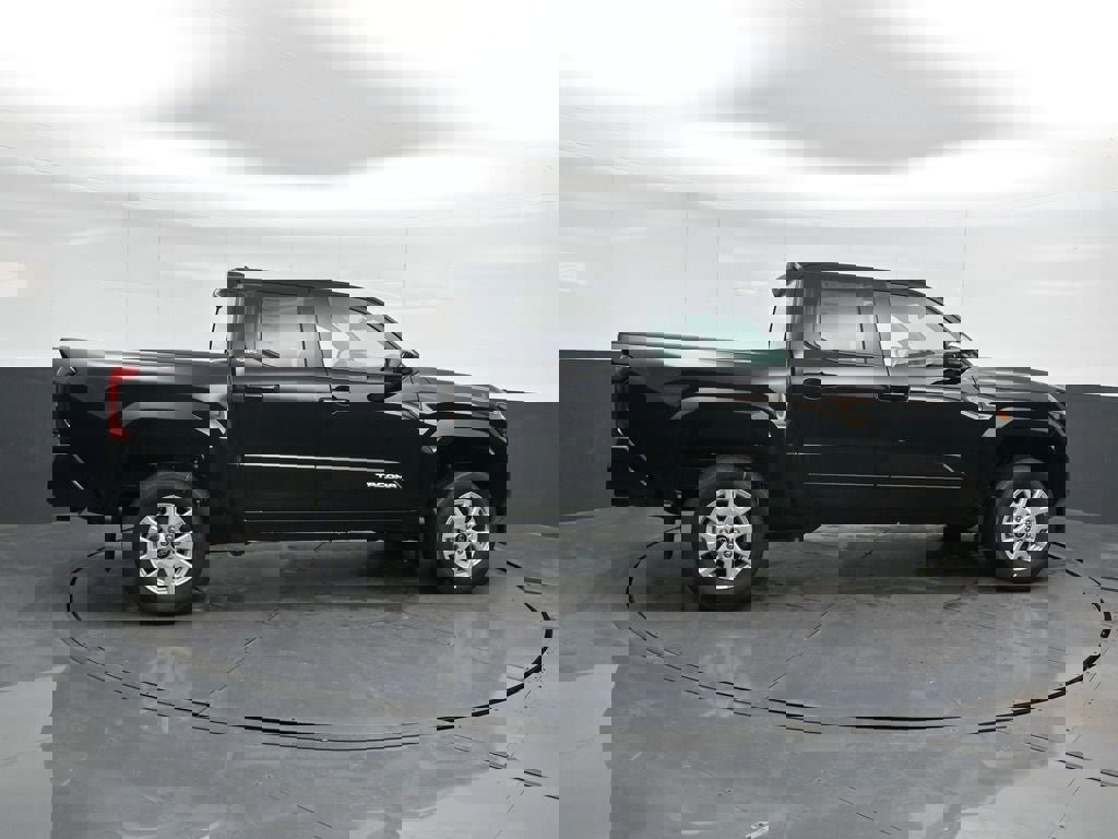 New 2026 Toyota Tacoma SR5 image 3