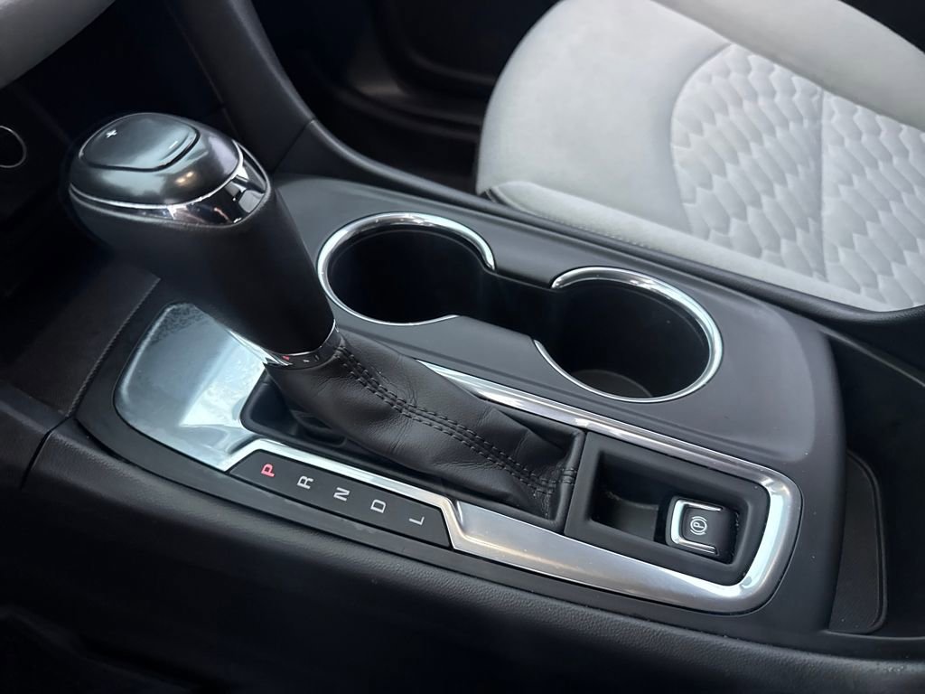 Used 2019 Chevrolet Equinox LT image 17