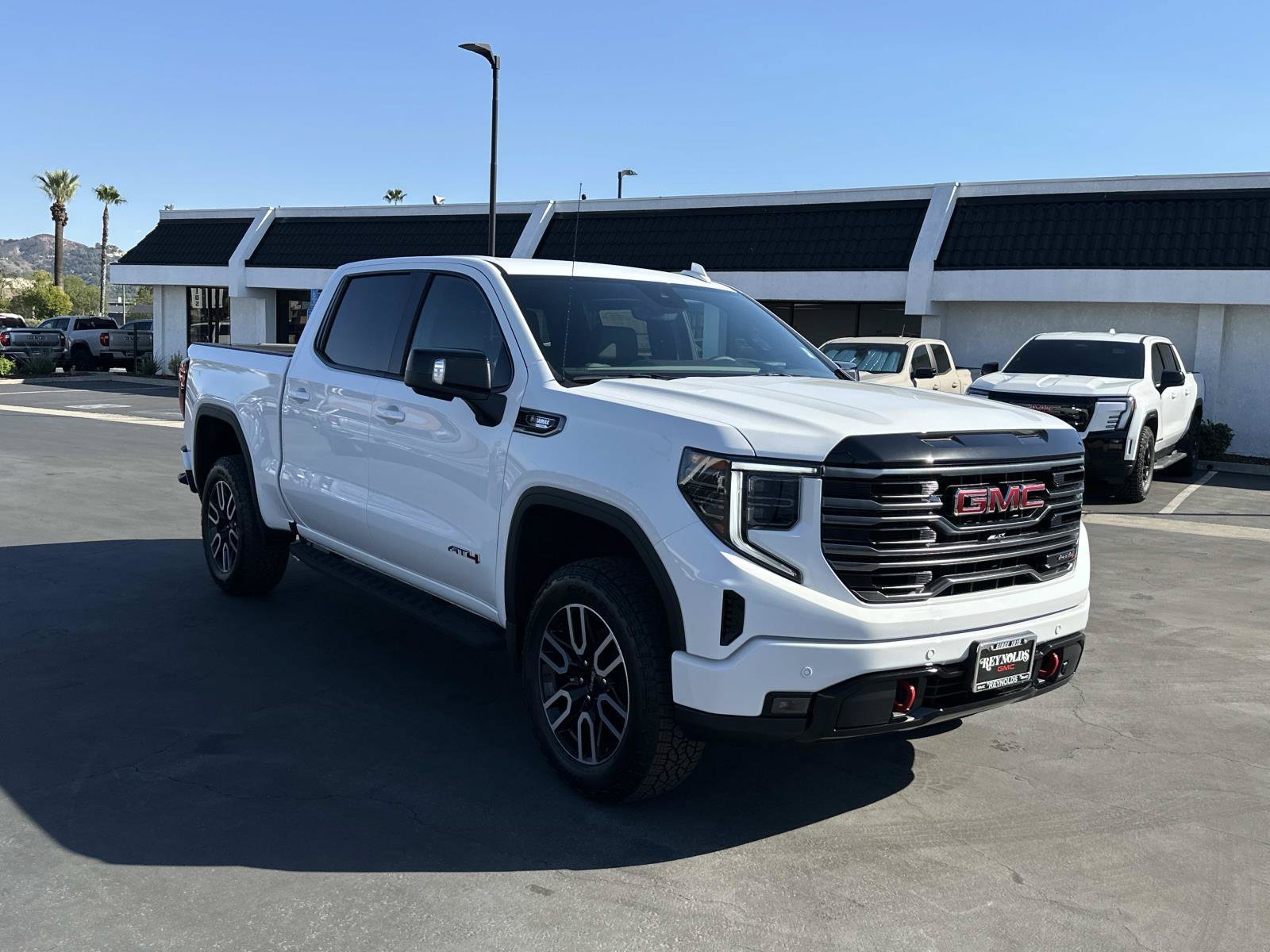 New 2026 GMC Sierra 1500 AT4 w/ AT4 Premium Package AWD/4WD image 3