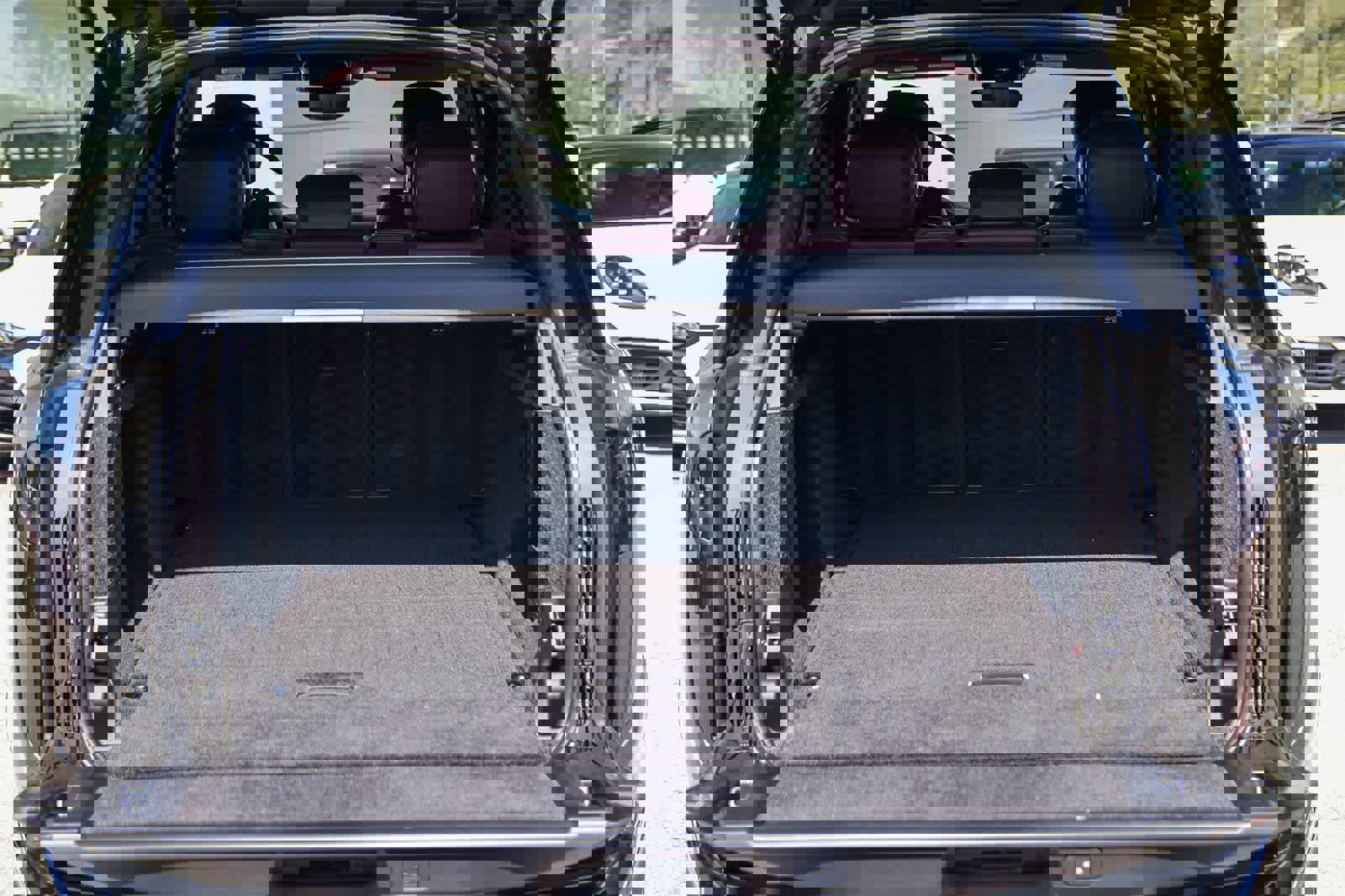 Certified 2024 Land Rover Range Rover SE image 26