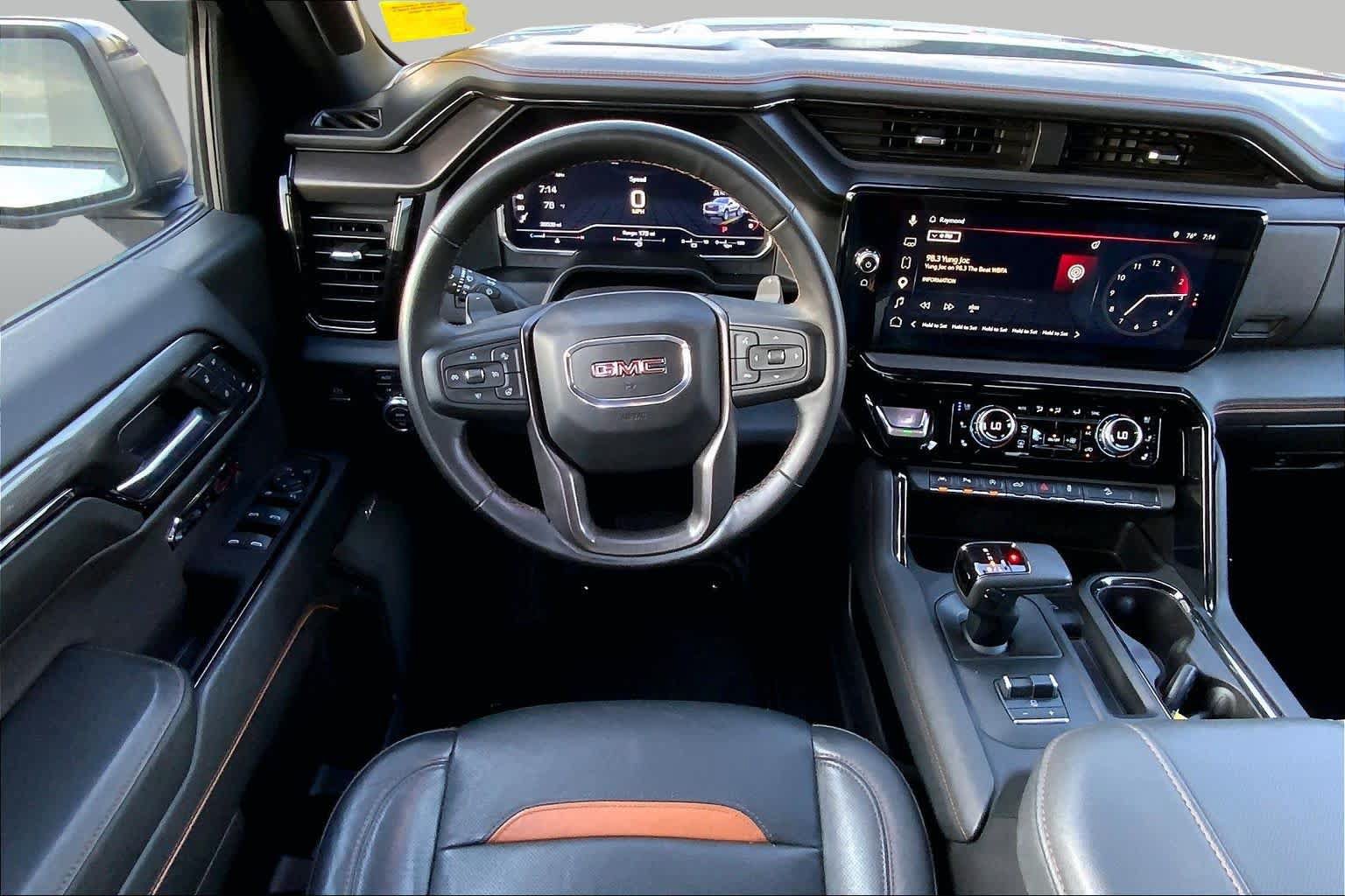 Used 2023 GMC Sierra 1500 AT4 w/ AT4 Preferred Package AWD/4WD image 6