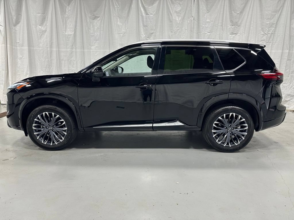 Used 2026 Nissan Rogue Platinum w/ Platinum Premium Package AWD/4WD image 4