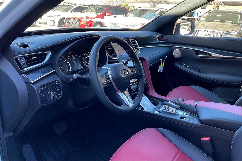 New 2025 INFINITI QX50 Sport image 9