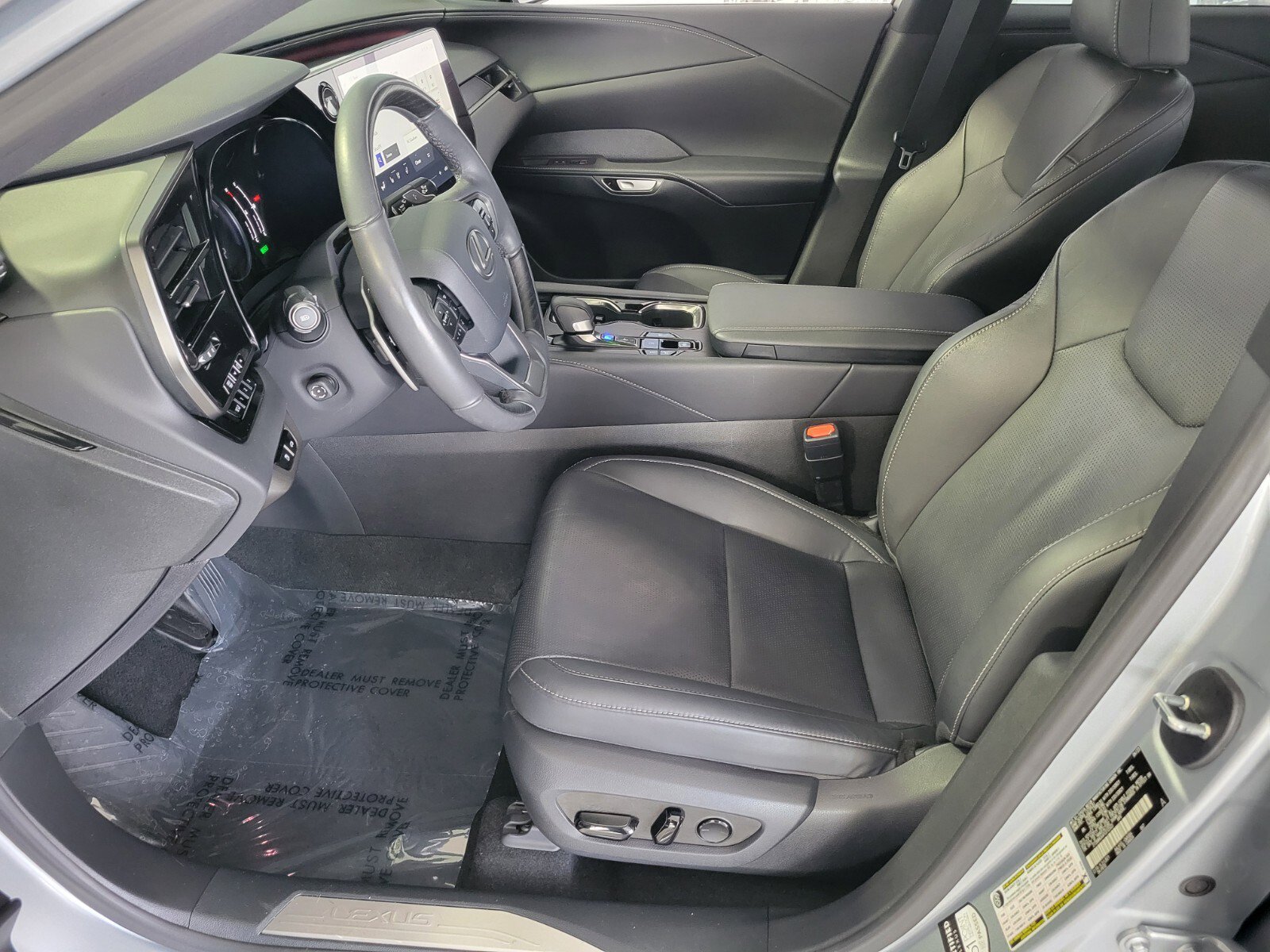 Certified 2023 Lexus RX 350 w/ Cold Area Package AWD/4WD image 11