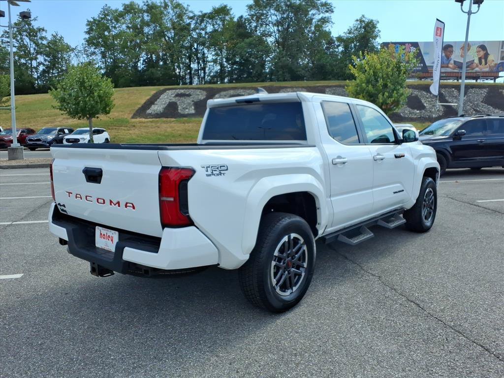 Certified 2024 Toyota Tacoma TRD Sport AWD/4WD image 4