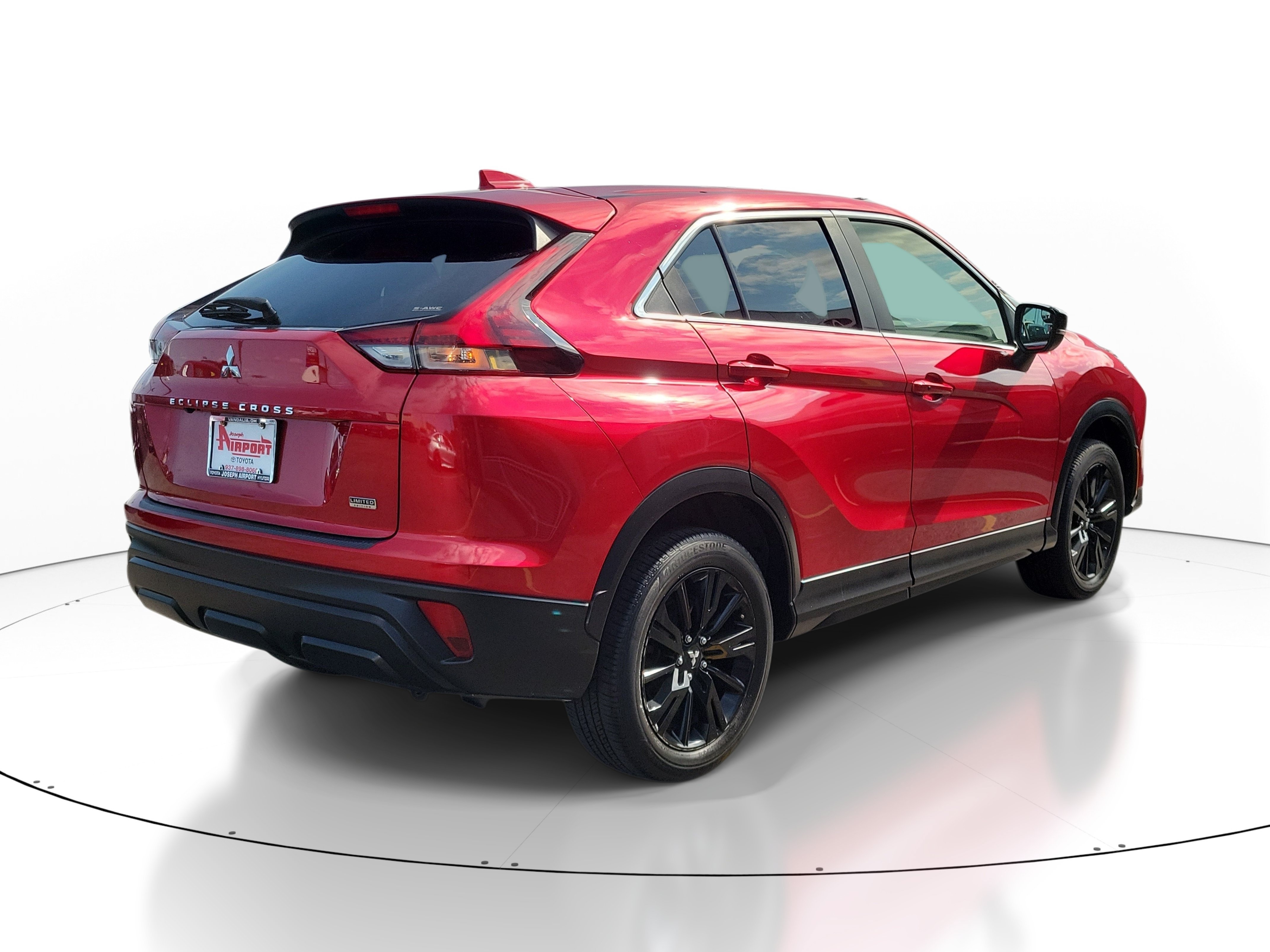 Used 2024 Mitsubishi Eclipse Cross LE AWD/4WD image 4