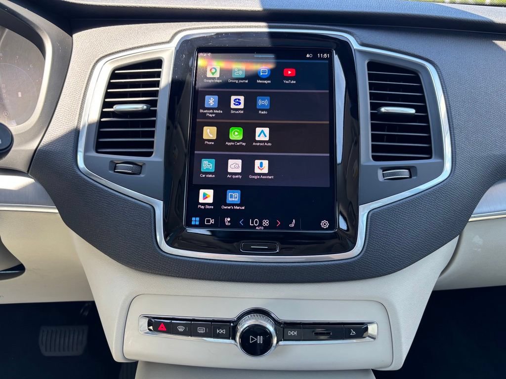 Used 2024 Volvo XC90 B5 Core w/ Climate Package AWD/4WD image 10