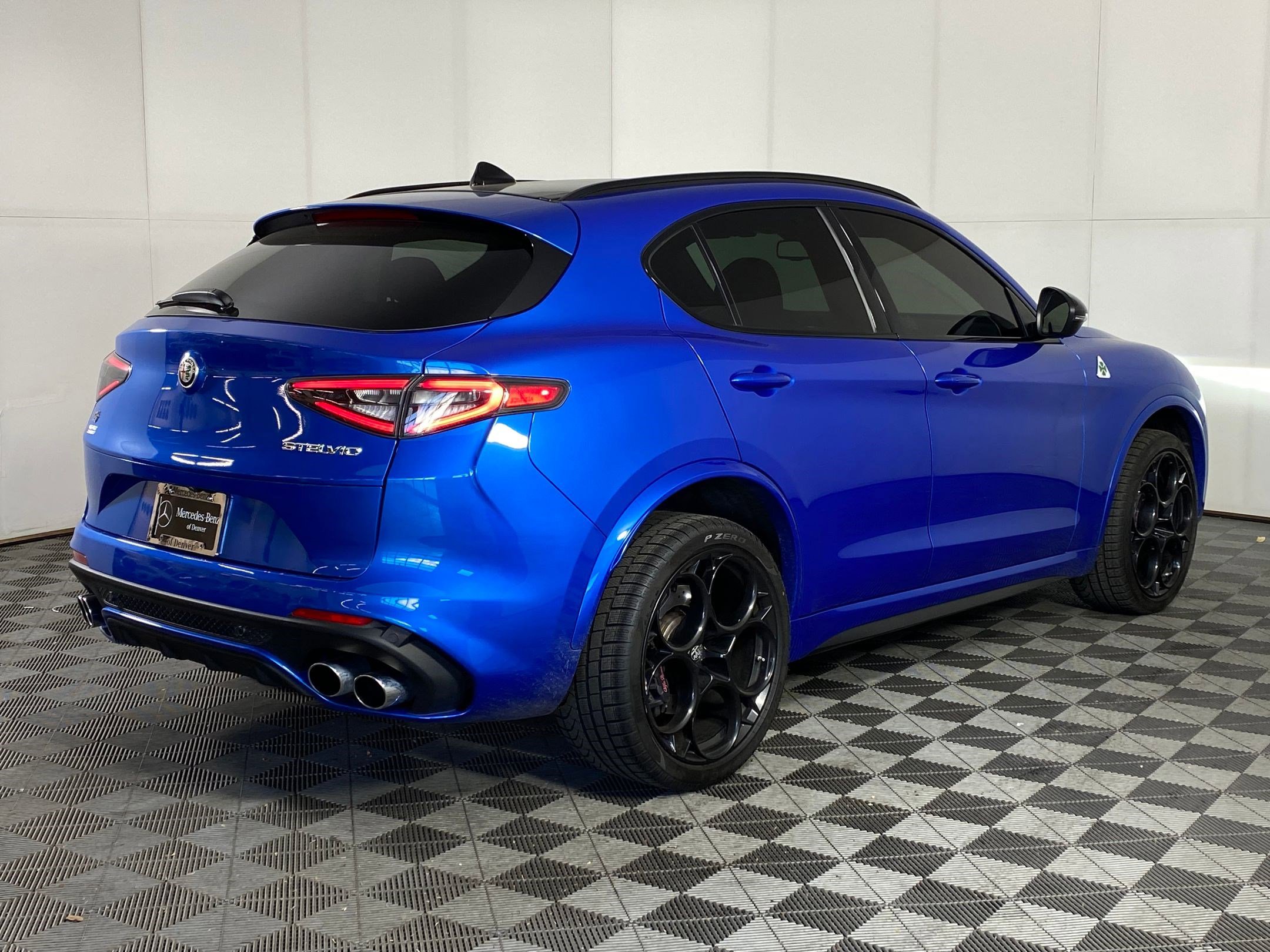 Used 2024 Alfa Romeo Stelvio Quadrifoglio w/ Active Assist Plus Package image 8