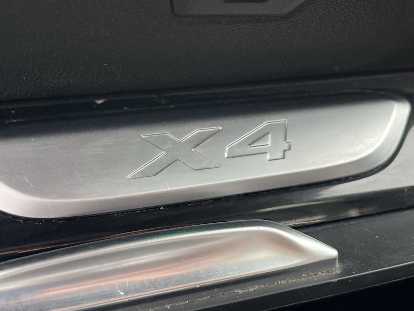 Used 2020 BMW X4 xDrive30i w/ Convenience Package image 26