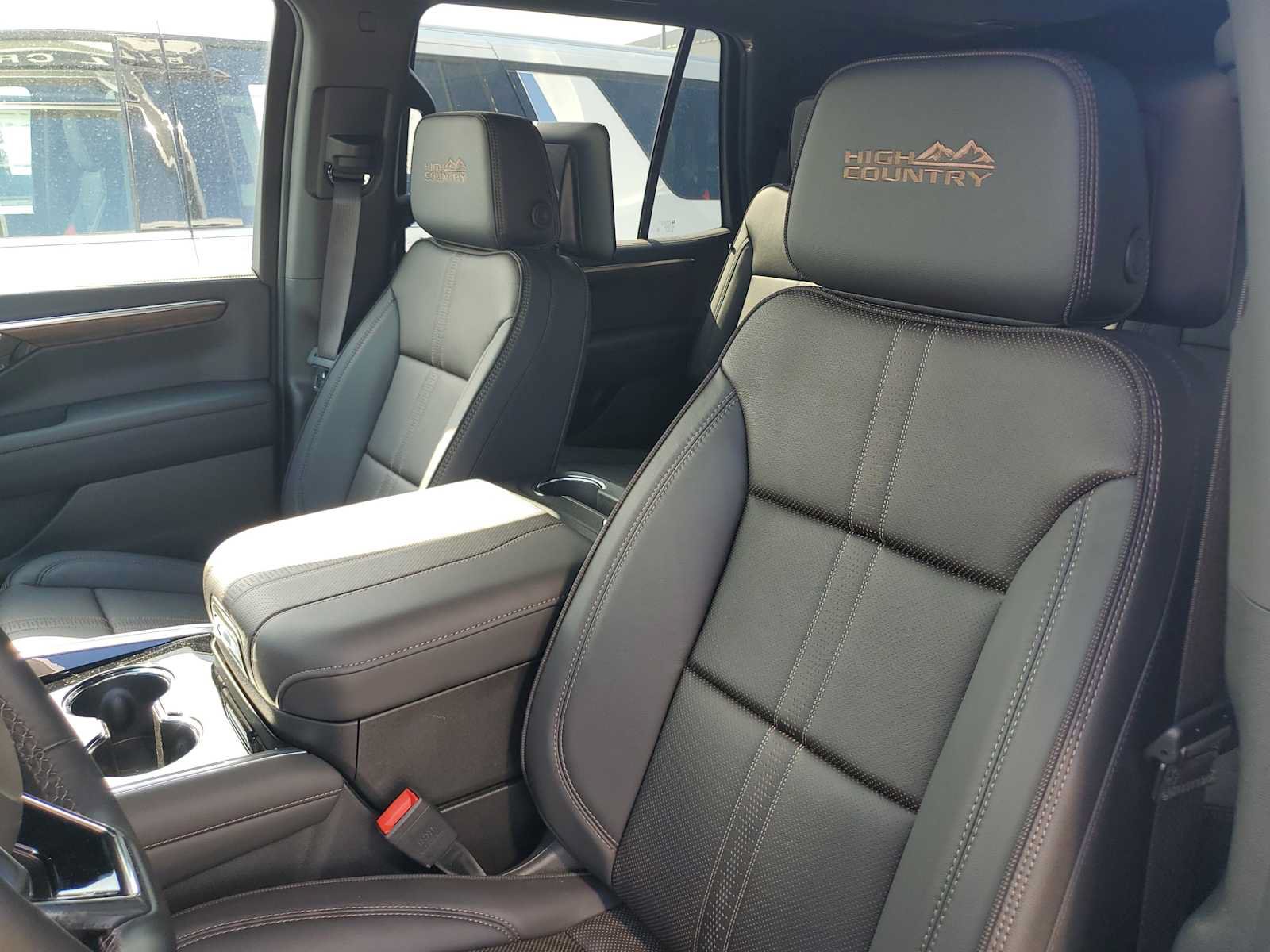 New 2026 Chevrolet Tahoe High Country AWD/4WD image 41