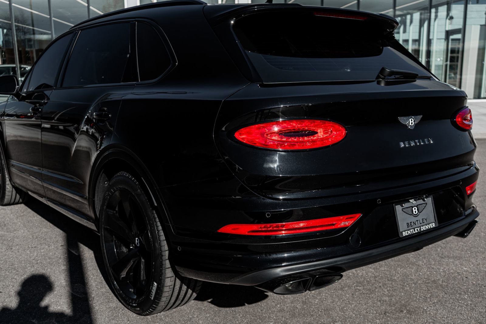 Used 2024 Bentley Bentayga Extended Wheelbase image 8