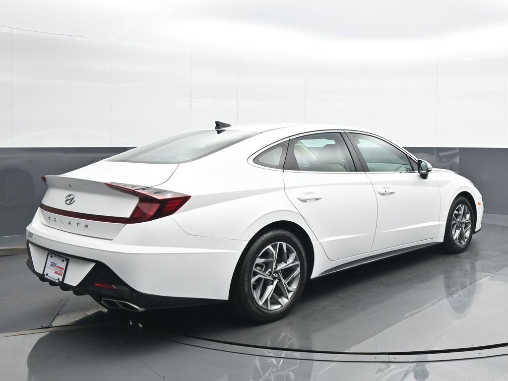 Used 2023 Hyundai Sonata SEL w/ Cargo Package image 6