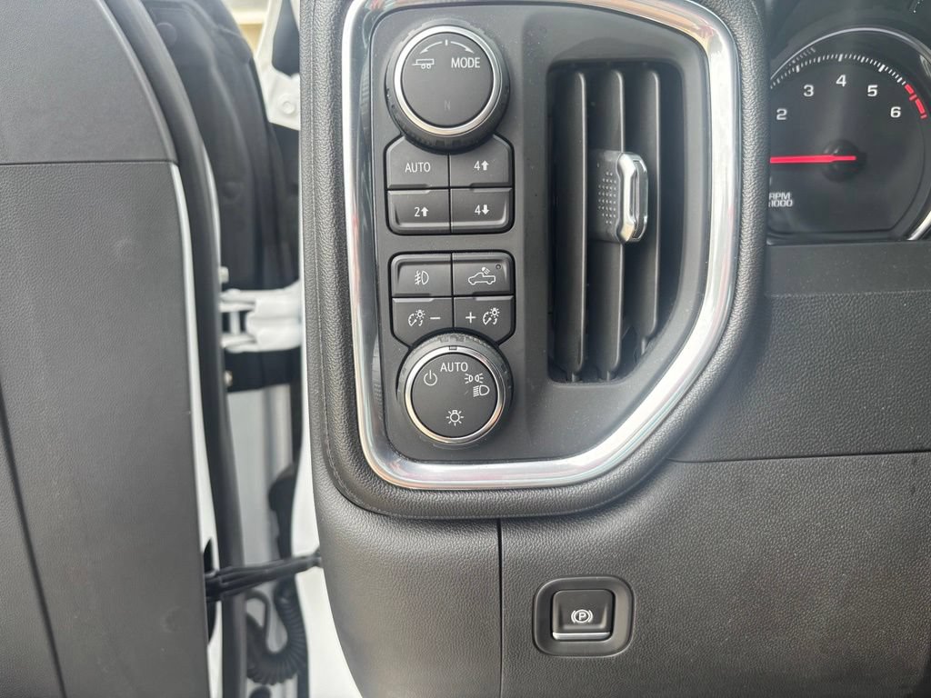 Used 2022 Chevrolet Silverado 1500 Limited RST AWD/4WD image 25