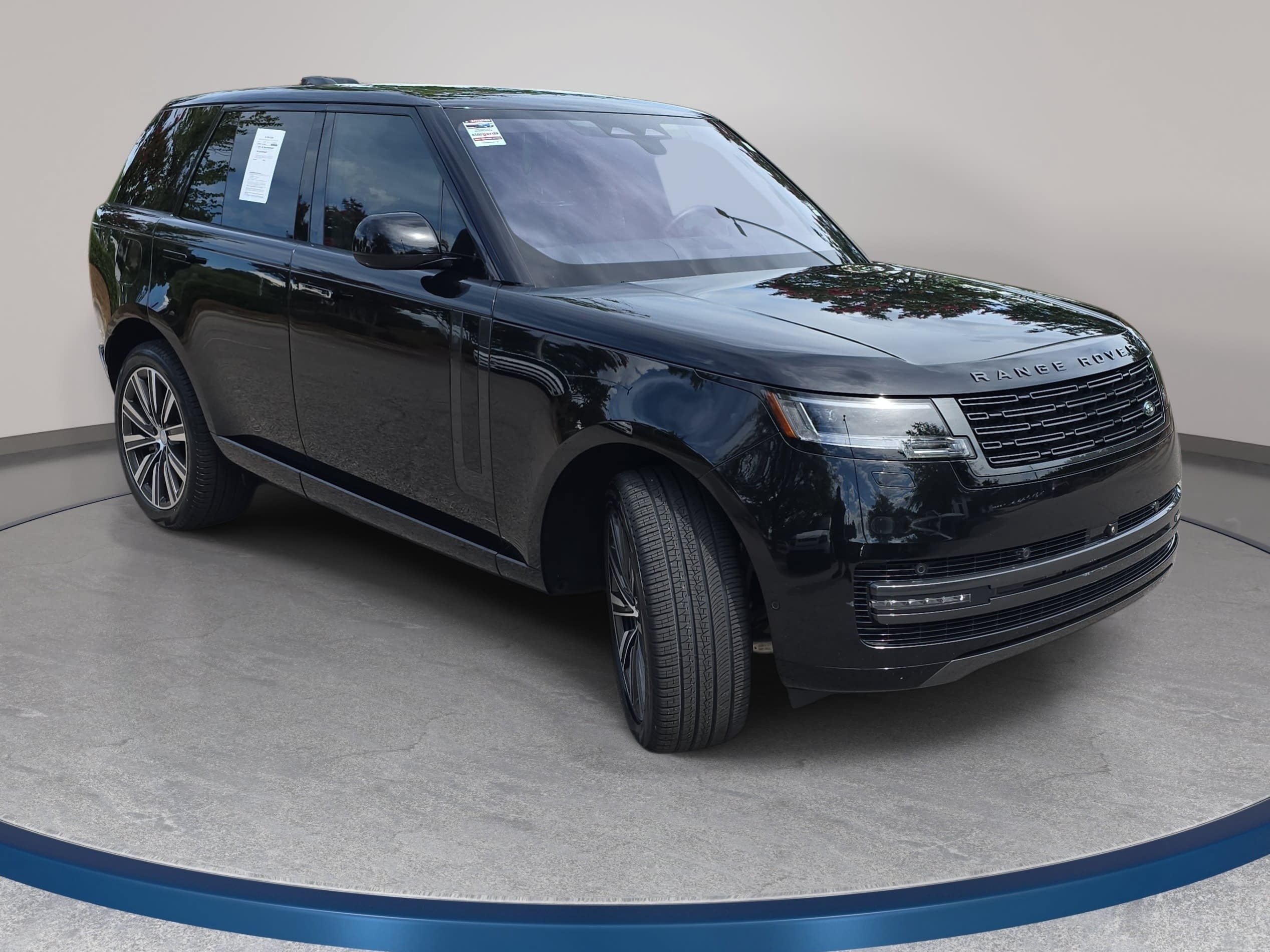 Certified 2023 Land Rover Range Rover SE AWD/4WD image 3