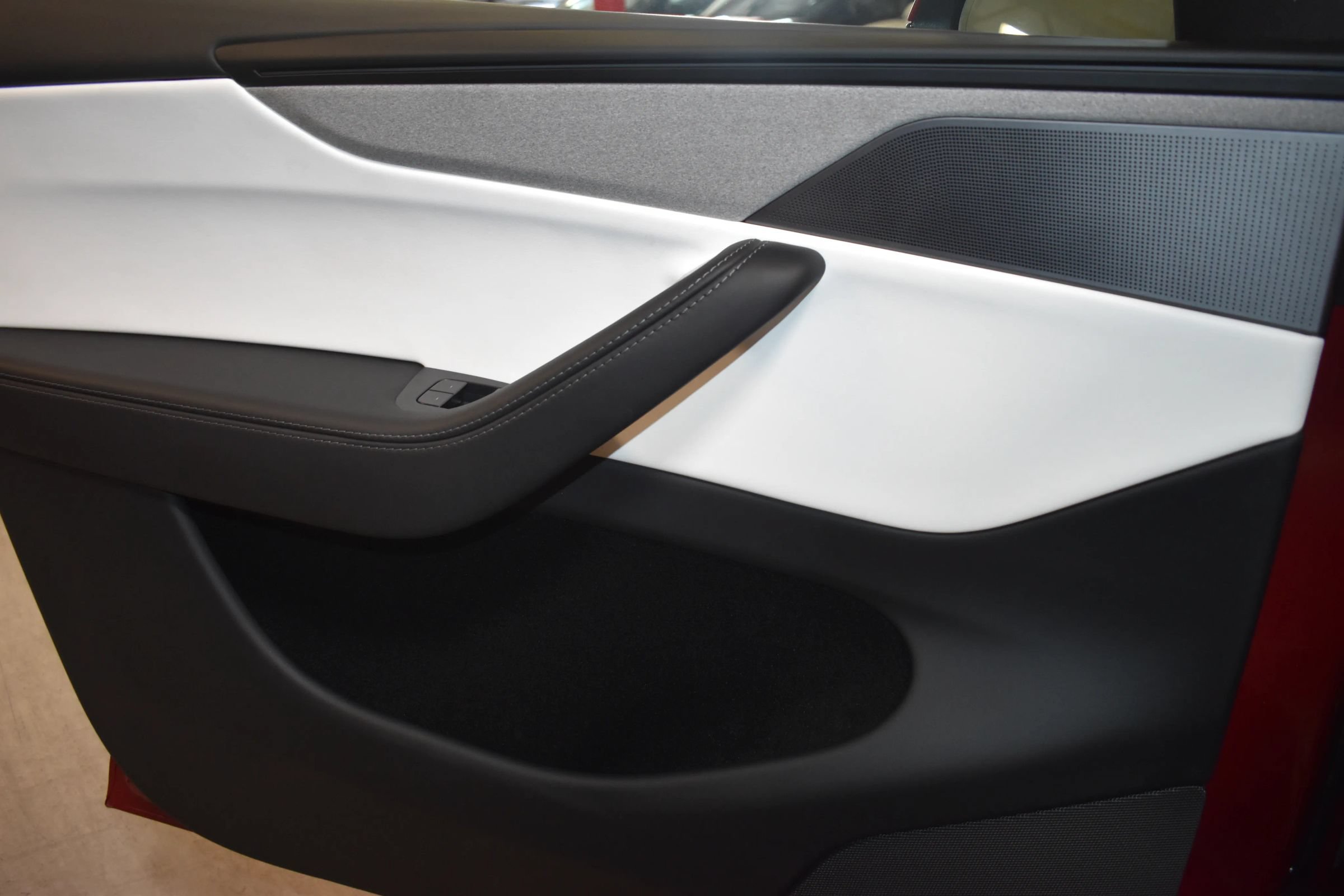 Used 2026 Tesla Model Y Long Range RWD image 16