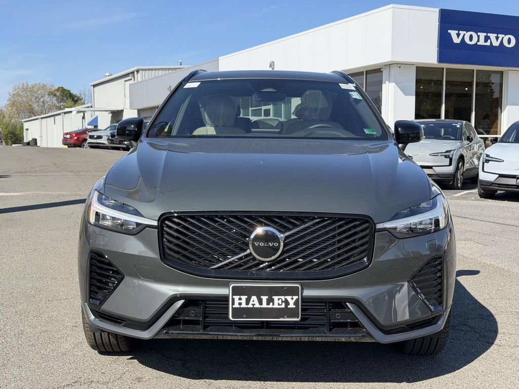 New 2026 Volvo XC60 T8 Core w/ Climate Package AWD/4WD image 23