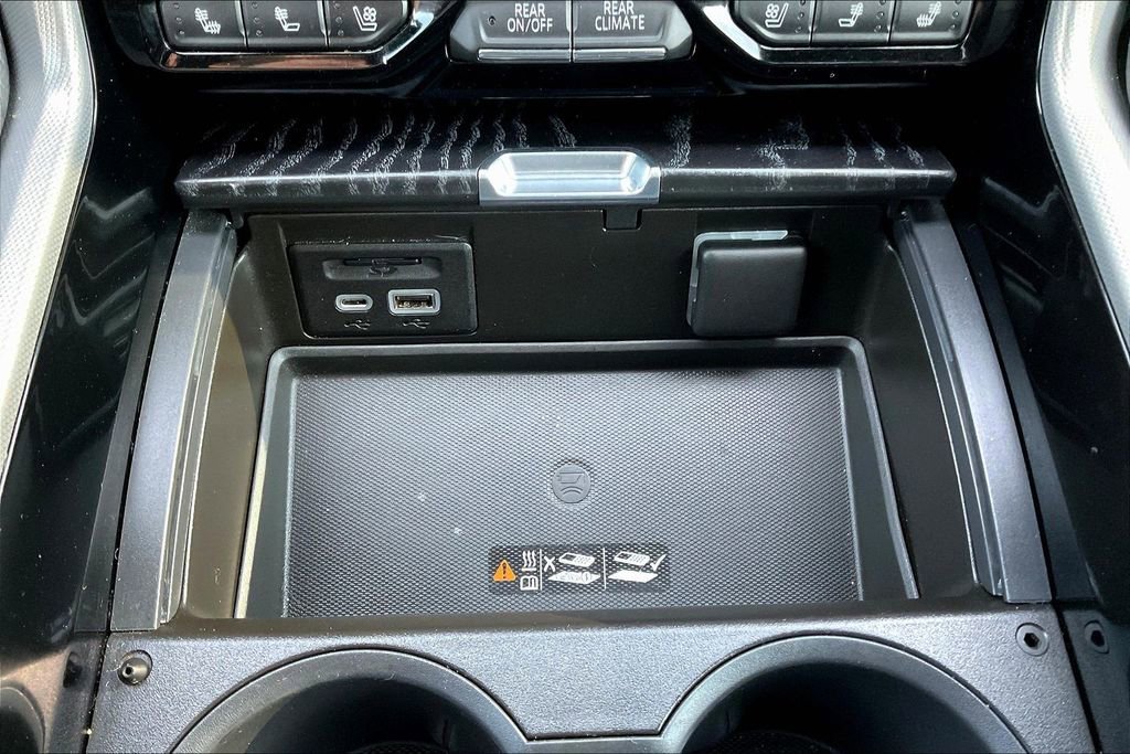 Used 2021 GMC Yukon XL Denali w/ Denali Ultimate Package image 26