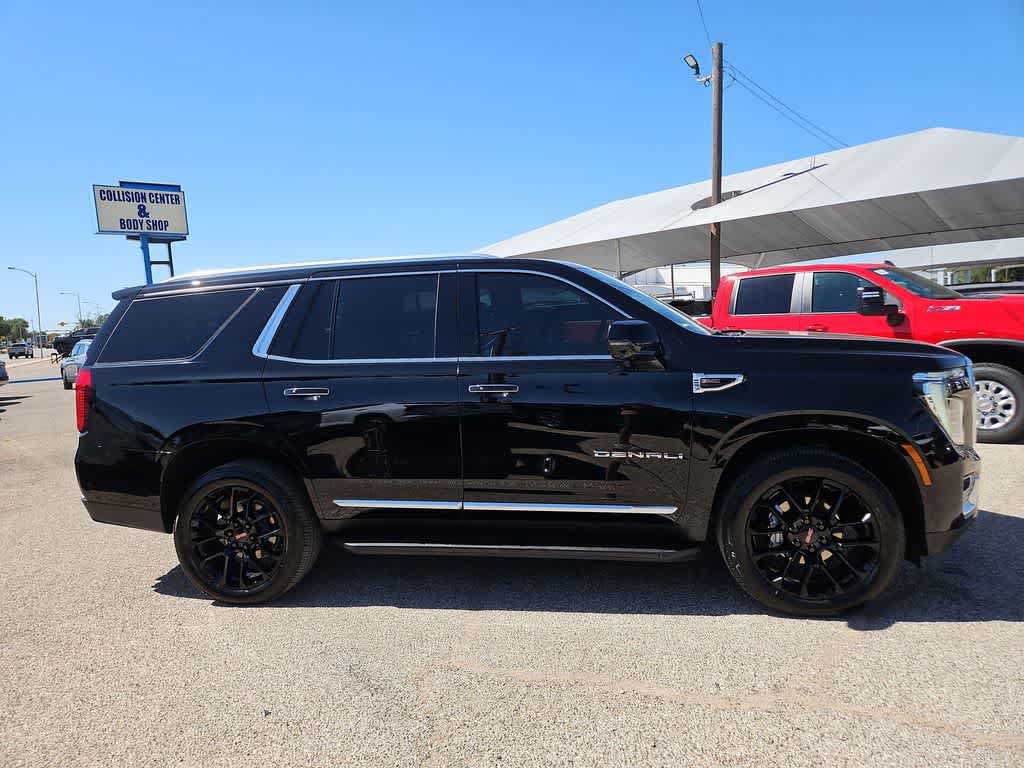 Used 2026 GMC Yukon Denali w/ LPO, Floor Liner Package AWD/4WD image 9