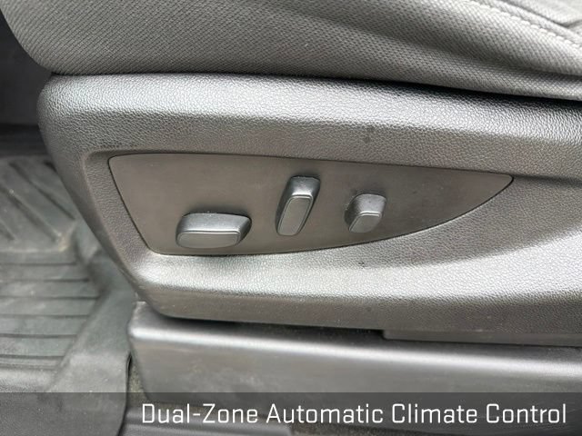 Used 2018 GMC Sierra 1500 SLE w/ Black Pack AWD/4WD image 29