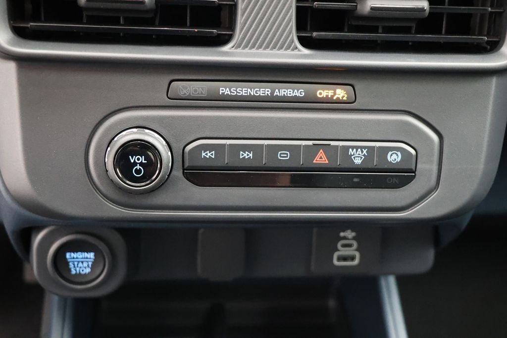 New 2025 Ford Maverick XLT w/ Black Appearance Package image 31