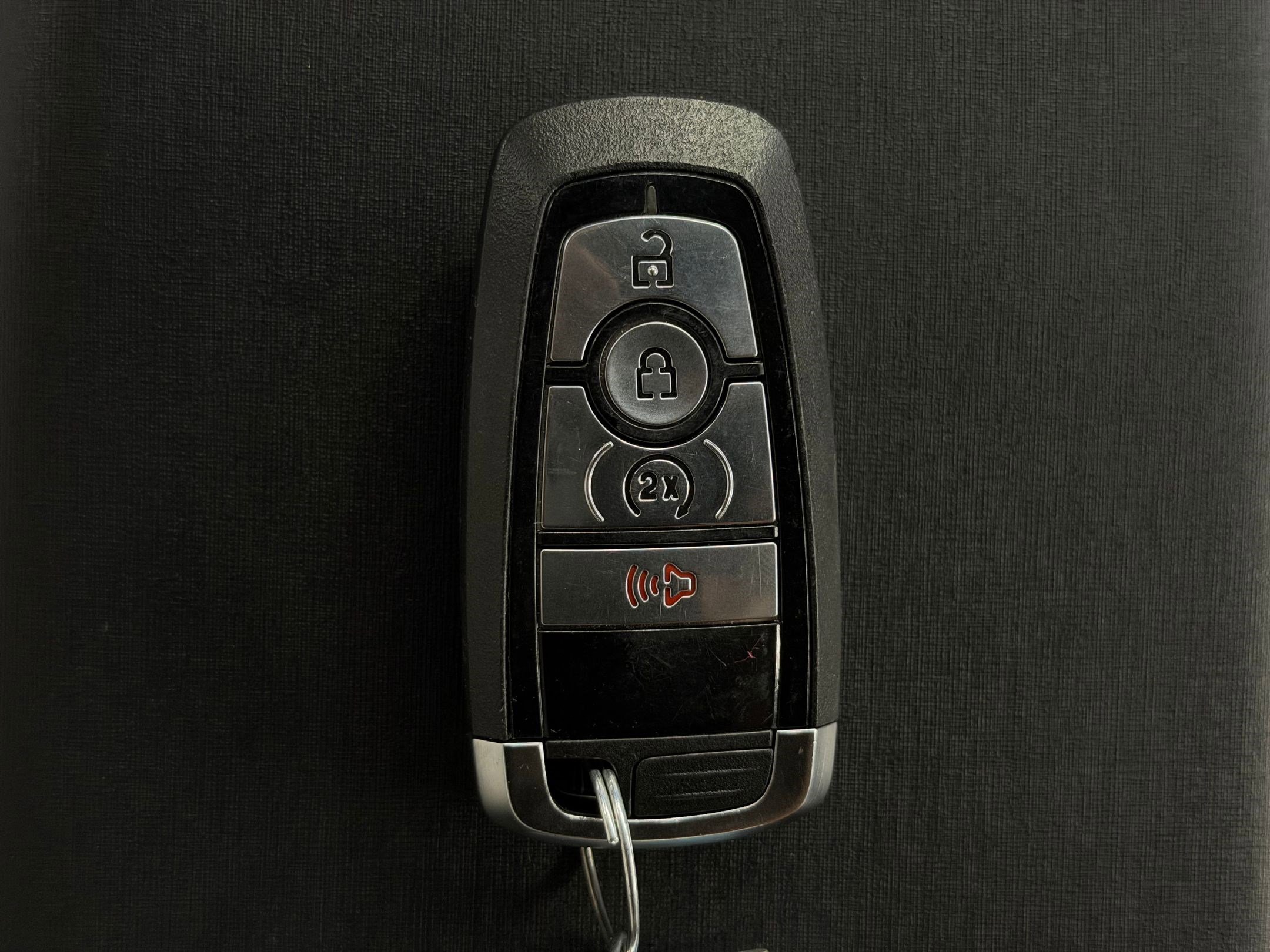 Used 2022 Ford Bronco Wildtrak image 30