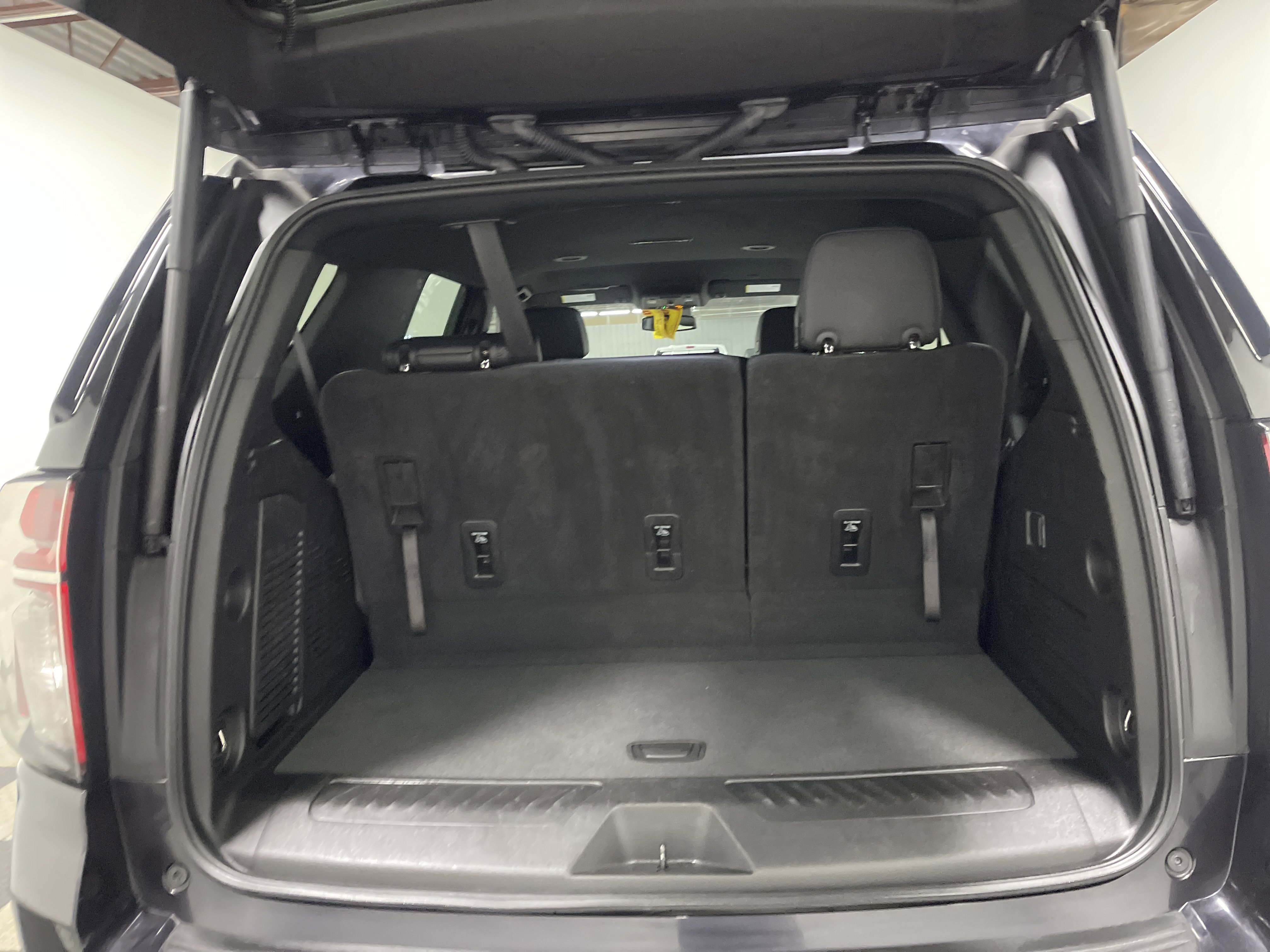Used 2024 Chevrolet Tahoe LT image 18