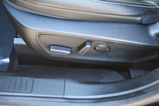 Used 2022 Ford Escape SEL image 28