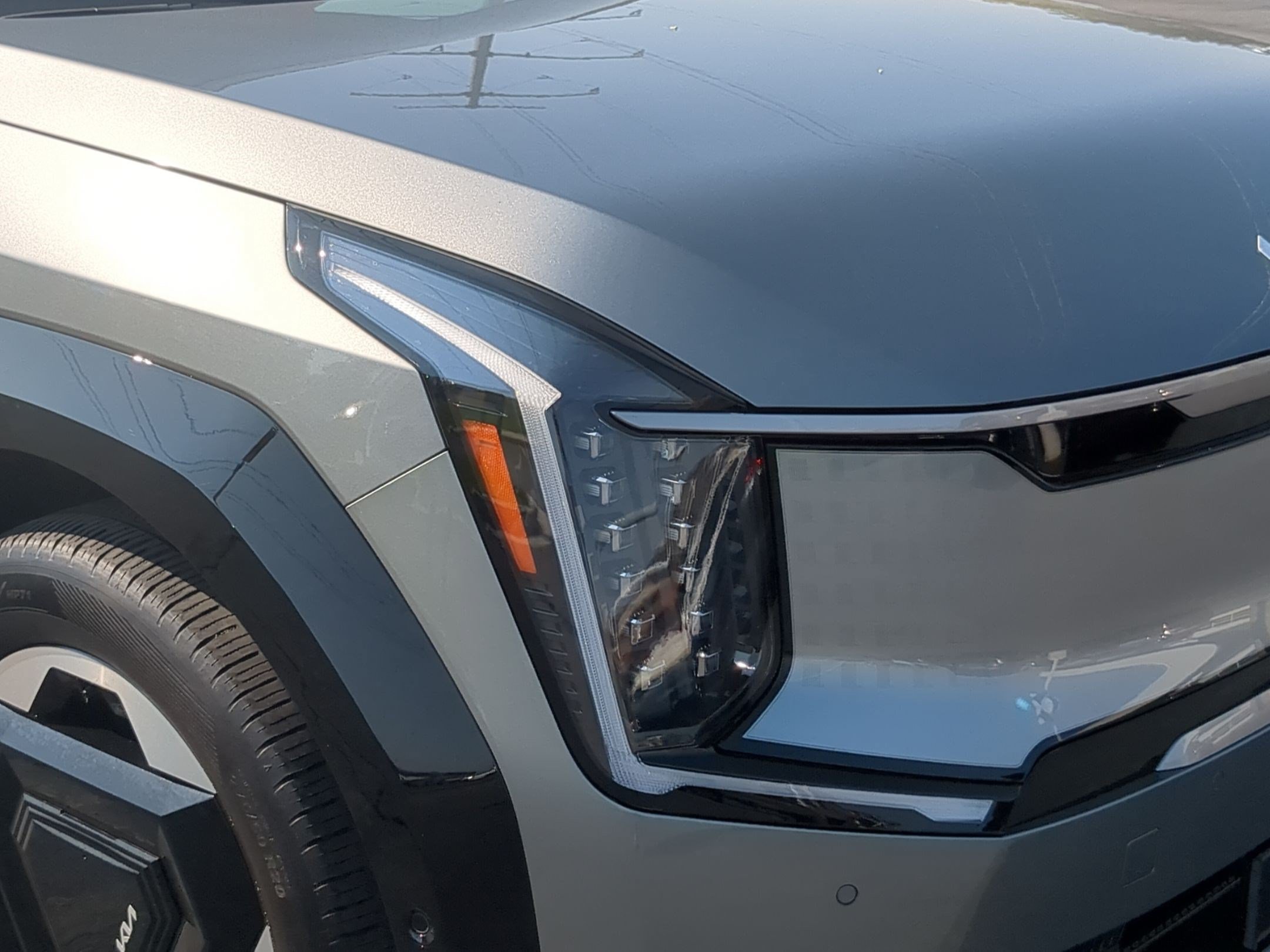 Certified 2024 Kia EV9 Land AWD/4WD image 10