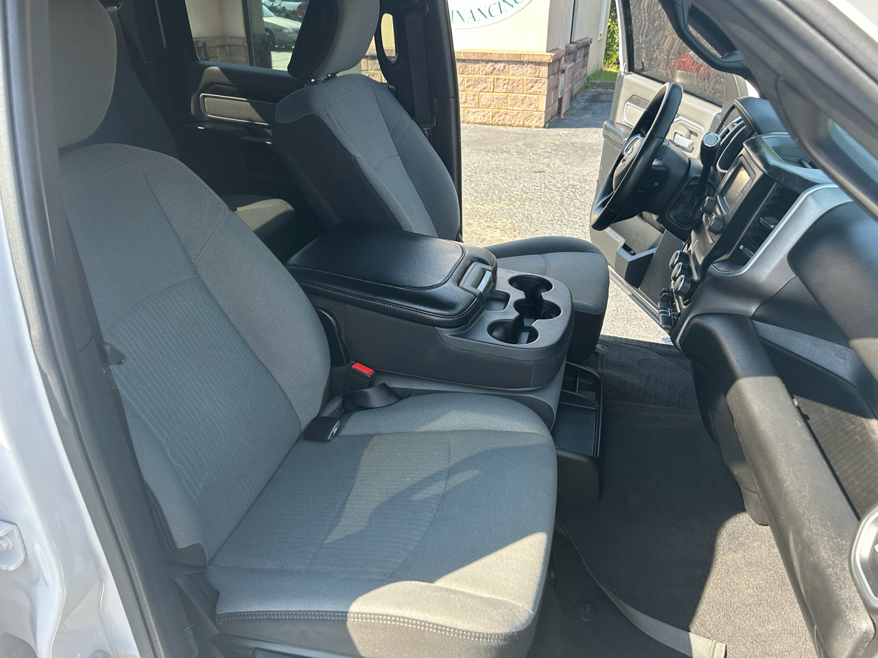 Used 2021 RAM 2500 Big Horn image 9