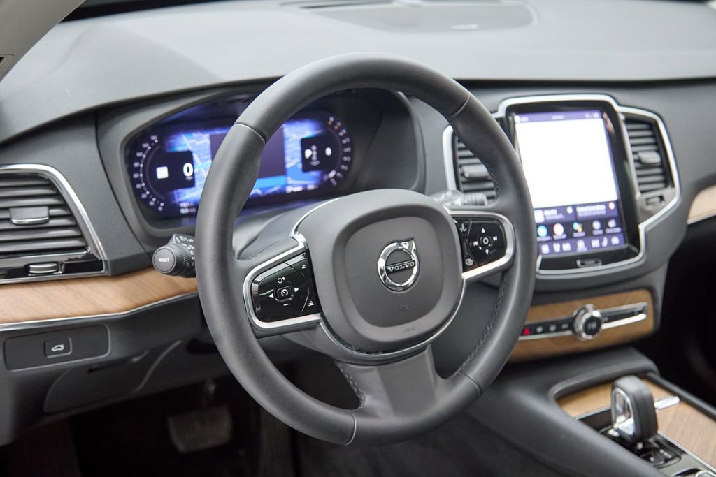 Certified 2023 Volvo XC90 B6 Plus w/ Protection Package Premier image 13