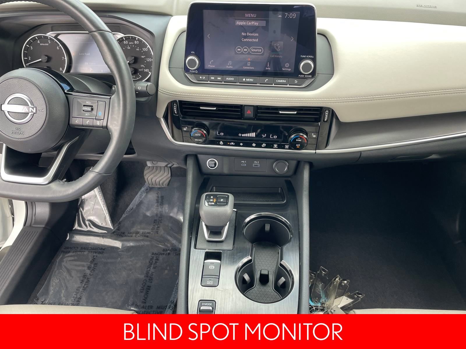 Certified 2022 Nissan Rogue SV w/ SV Premium Package image 9