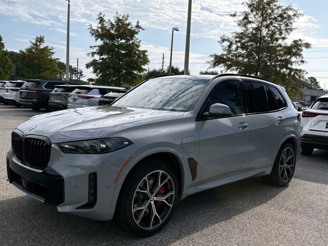 New 2026 BMW X5 xDrive50e w/ Executive Package AWD/4WD image 7