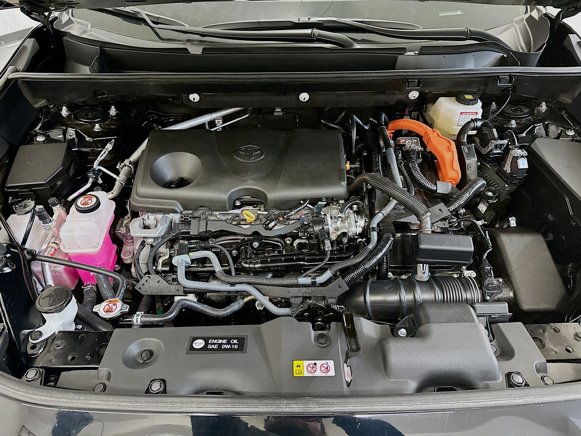 Used 2025 Toyota RAV4 LE image 34