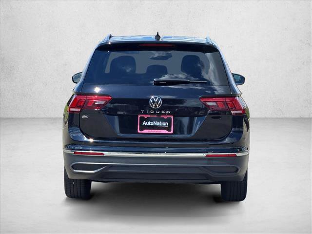 Used 2024 Volkswagen Tiguan SE FWD image 7
