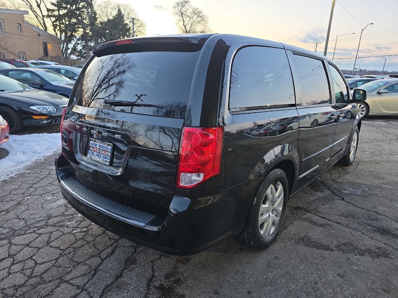 Used 2015 Dodge Grand Caravan SE w/ Quick Order Package 29E SE image 18