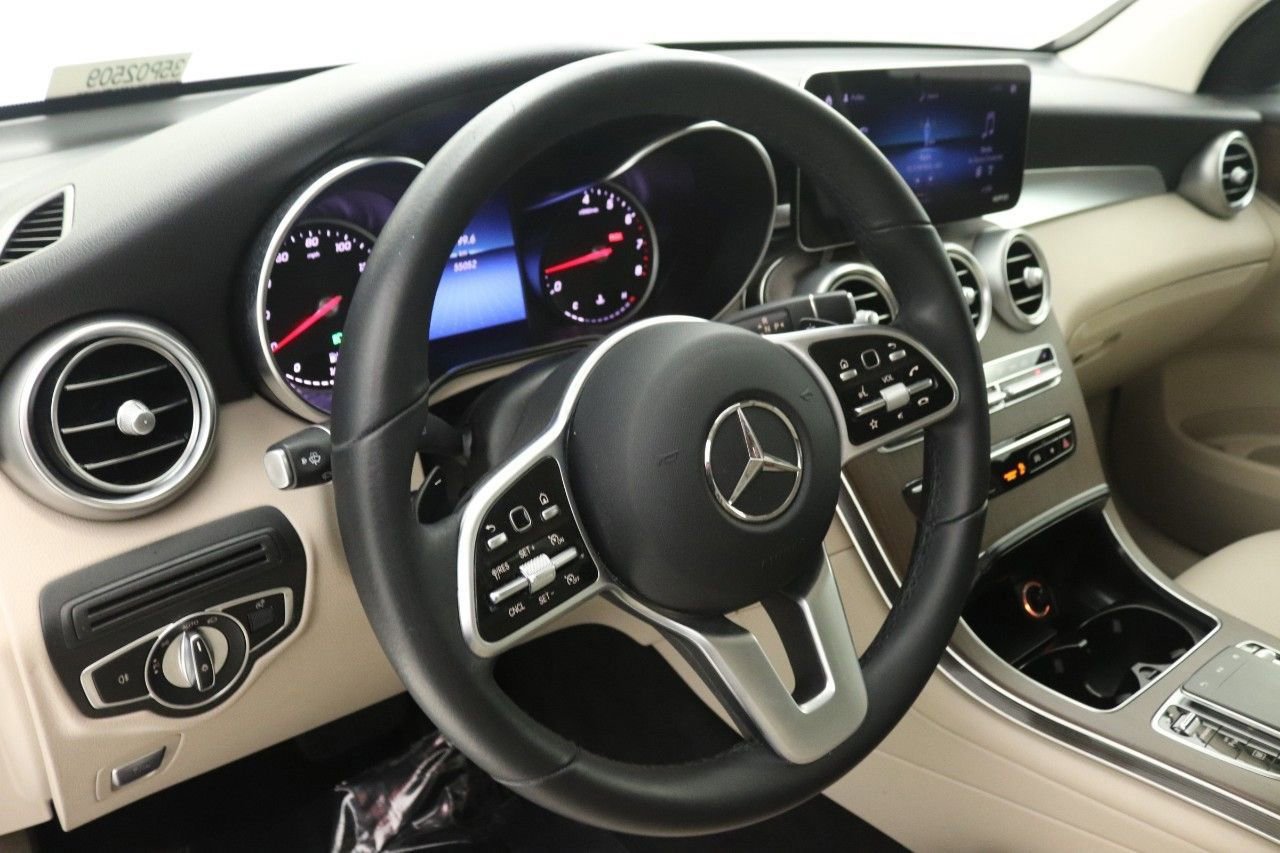 Certified 2022 Mercedes-Benz GLC 300 image 17