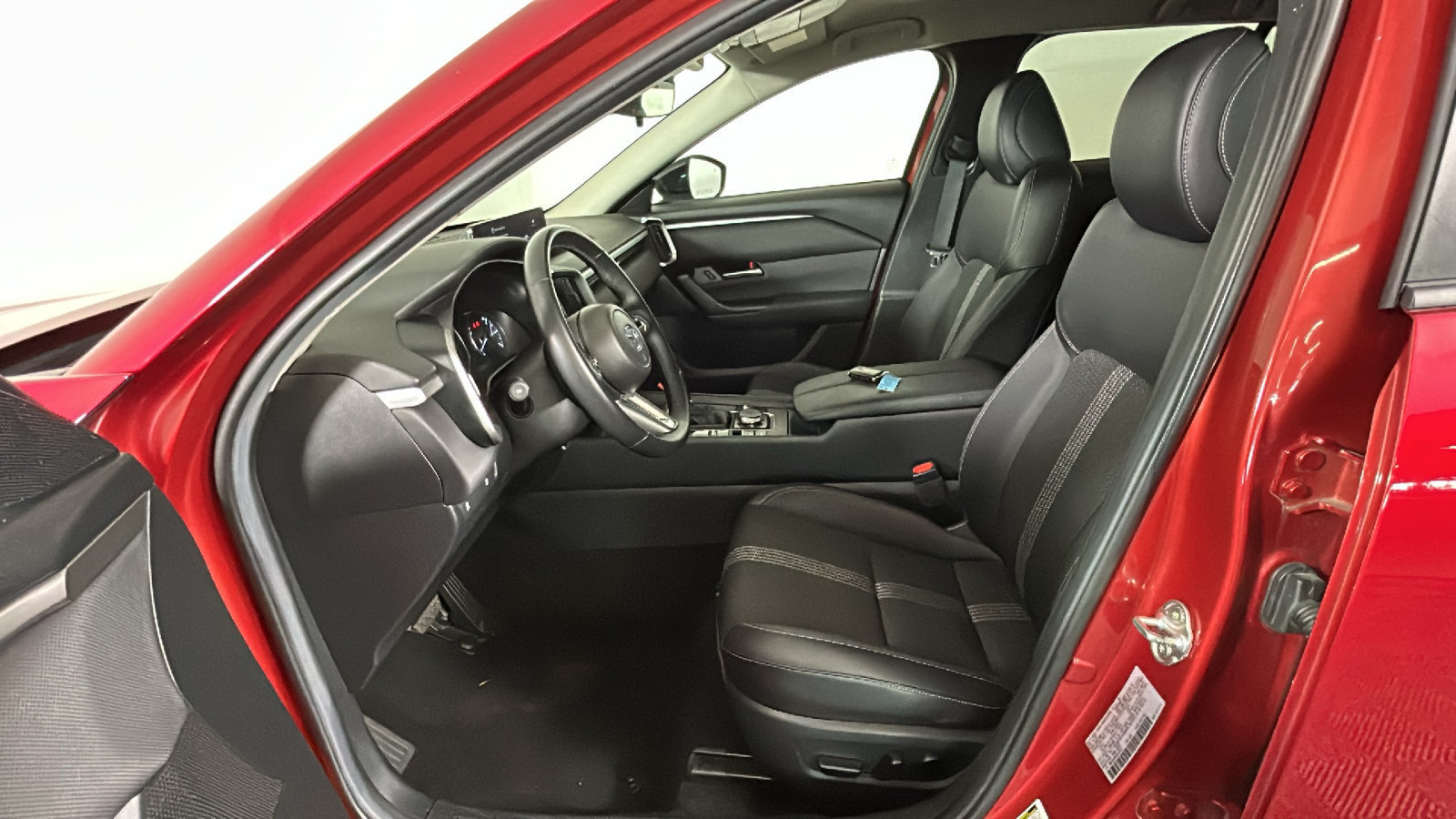 Used 2025 MAZDA CX-50 AWD 2.5 S w/ Preferred Package image 13