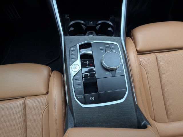 Used 2023 BMW 330e xDrive w/ Premium Package AWD/4WD image 23