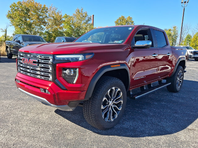 New 2026 GMC Canyon Denali AWD/4WD image 3
