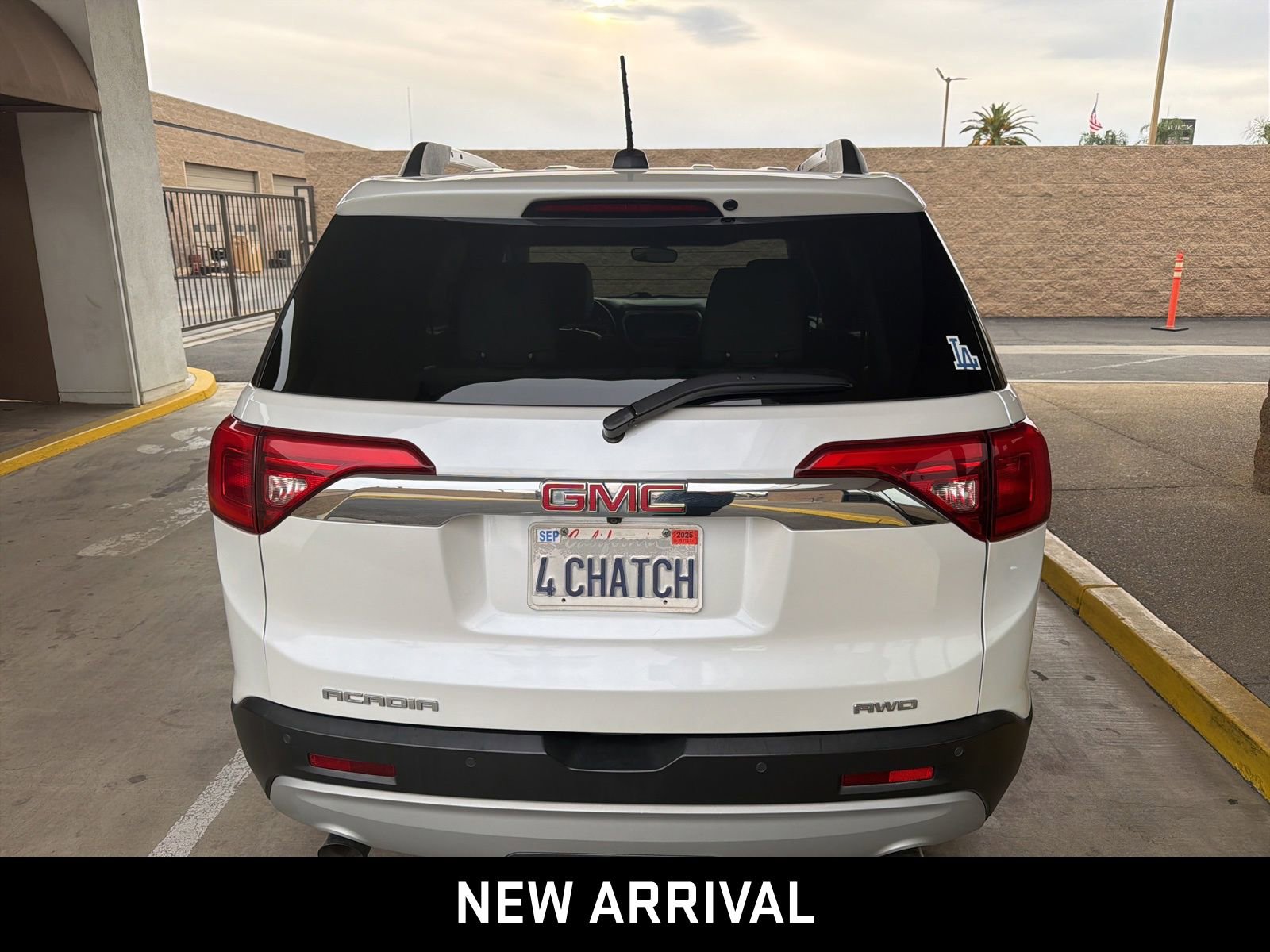 Used 2018 GMC Acadia SLT image 5