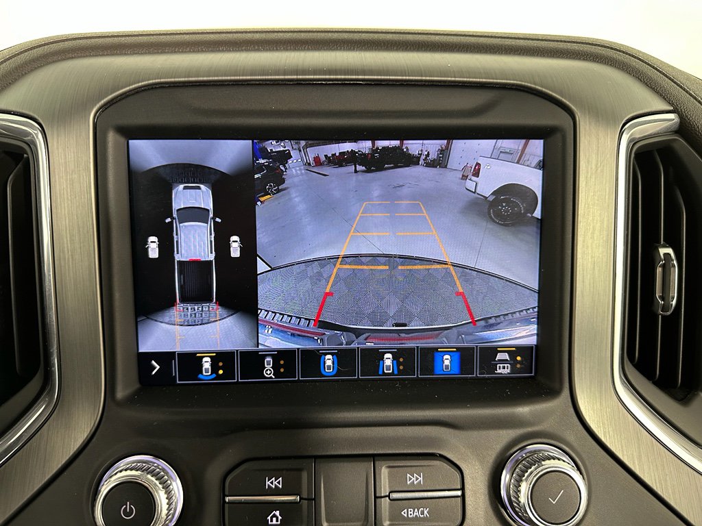Used 2022 GMC Sierra 3500 Denali w/ Denali Ultimate Package image 24