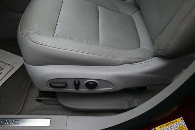Used 2018 GMC Acadia SLT FWD image 24