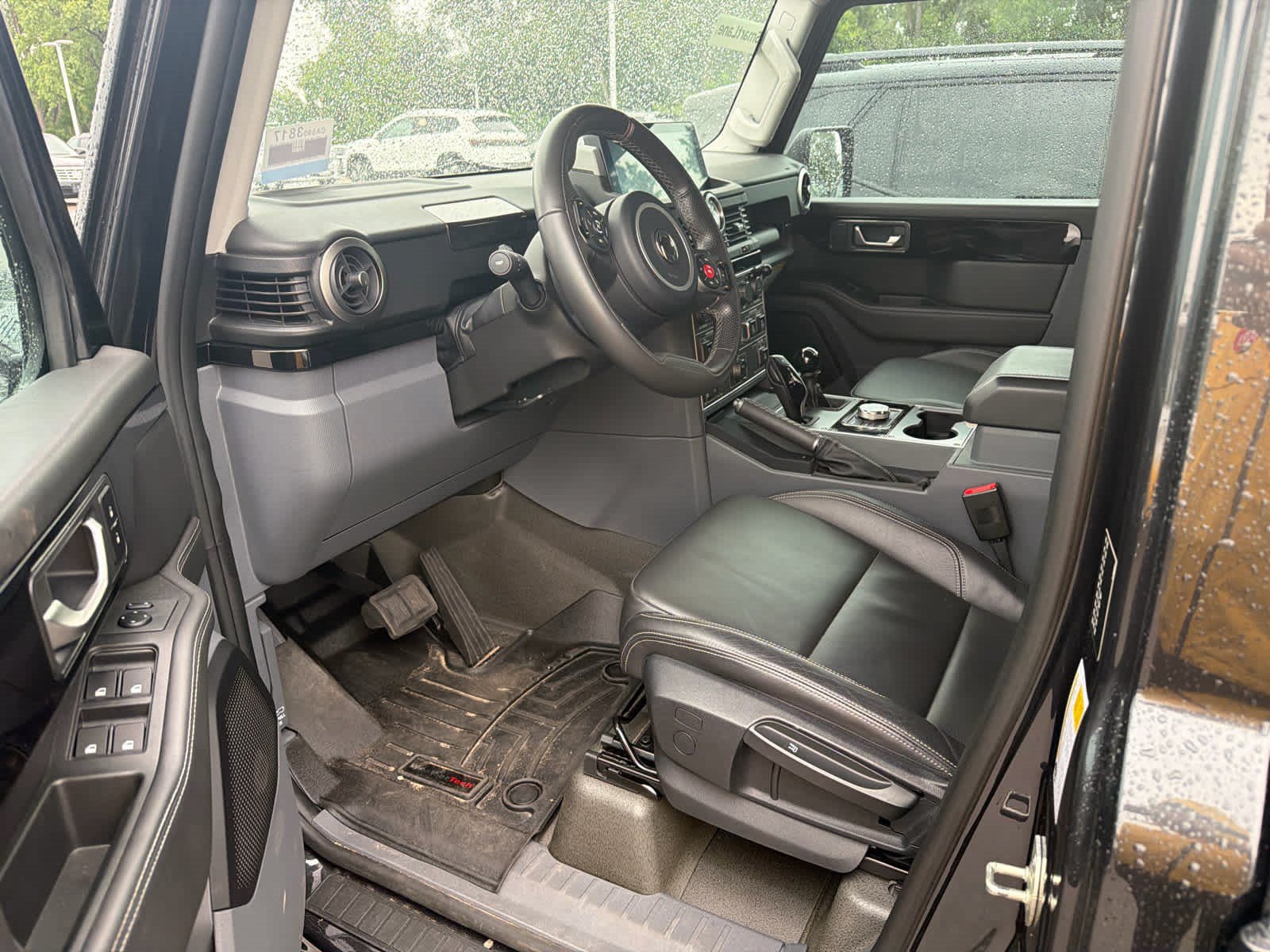 Used 2024 INEOS Grenadier Station Wagon AWD/4WD image 5