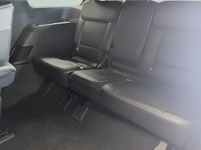 Used 2025 Ford Expedition Platinum w/ Stealth Performance Package AWD/4WD image 19