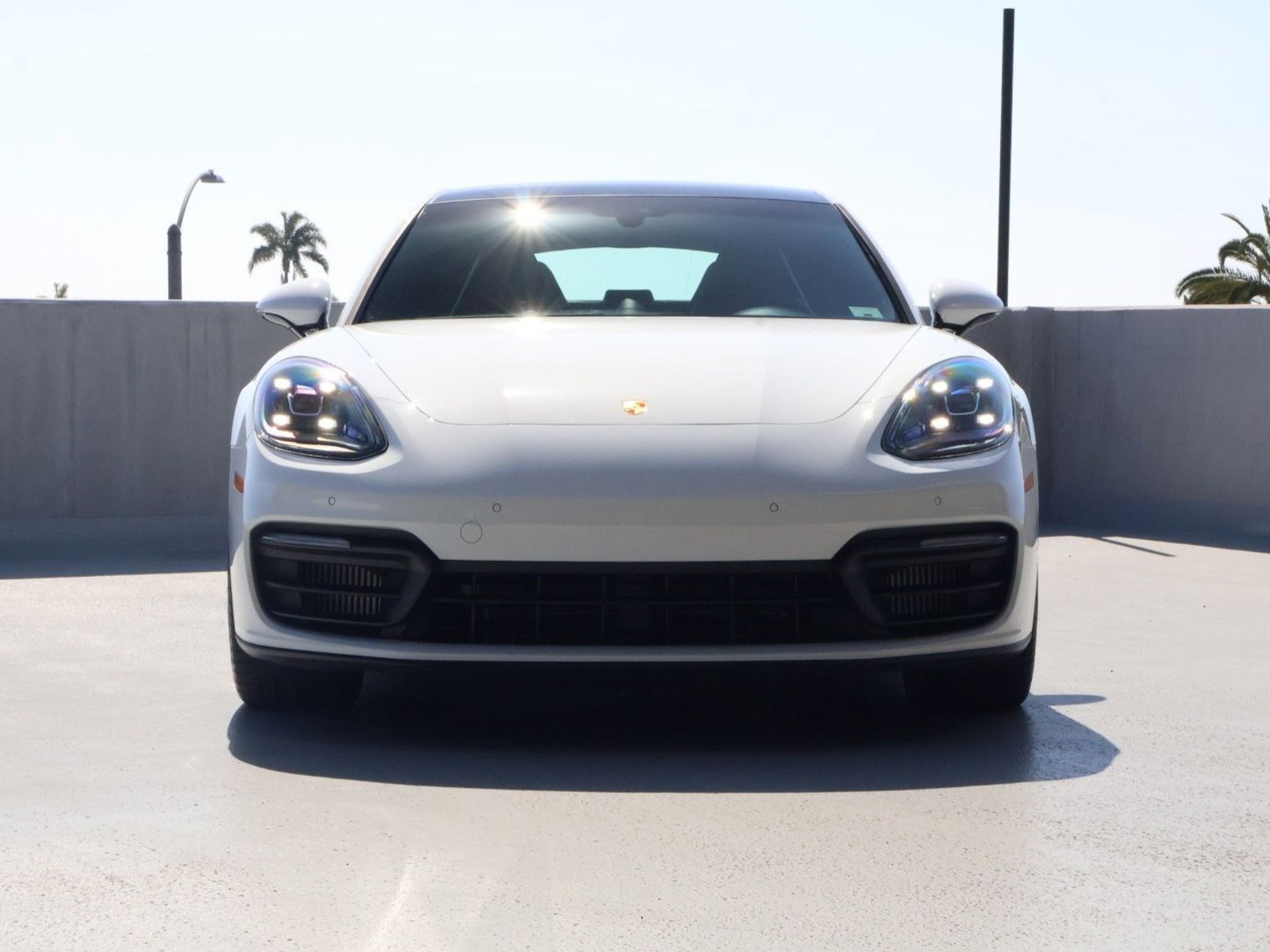 Certified 2022 Porsche Panamera 4 w/ Premium Package image 6