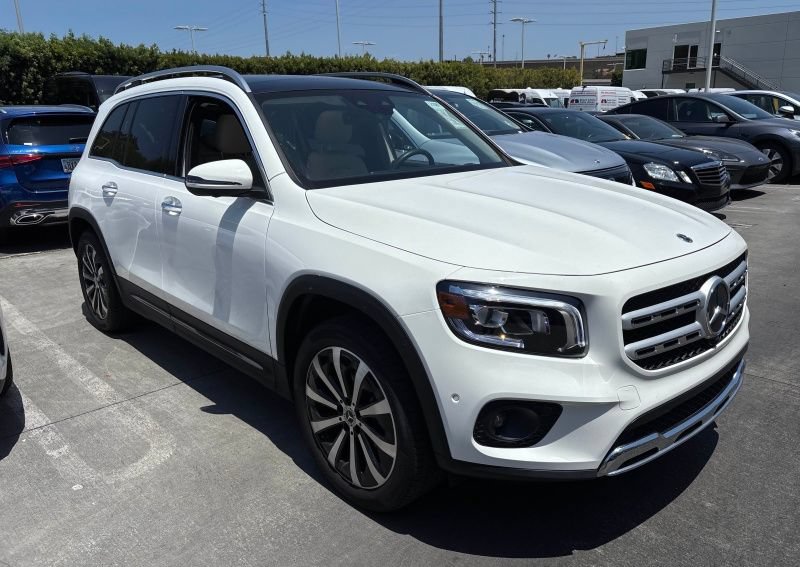 Certified 2023 Mercedes-Benz GLB 250 image 12