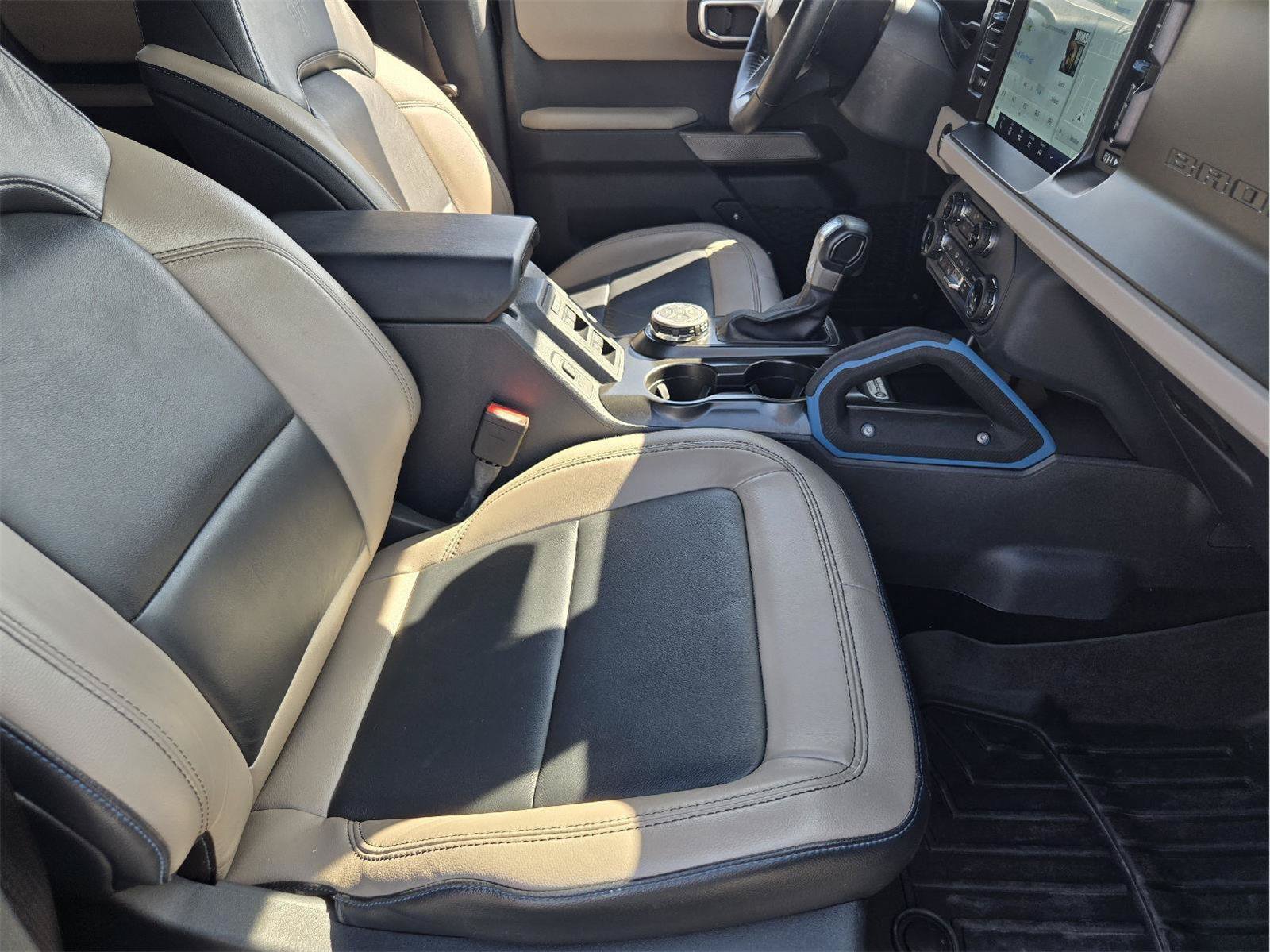 Used 2022 Ford Bronco Wildtrak AWD/4WD image 13