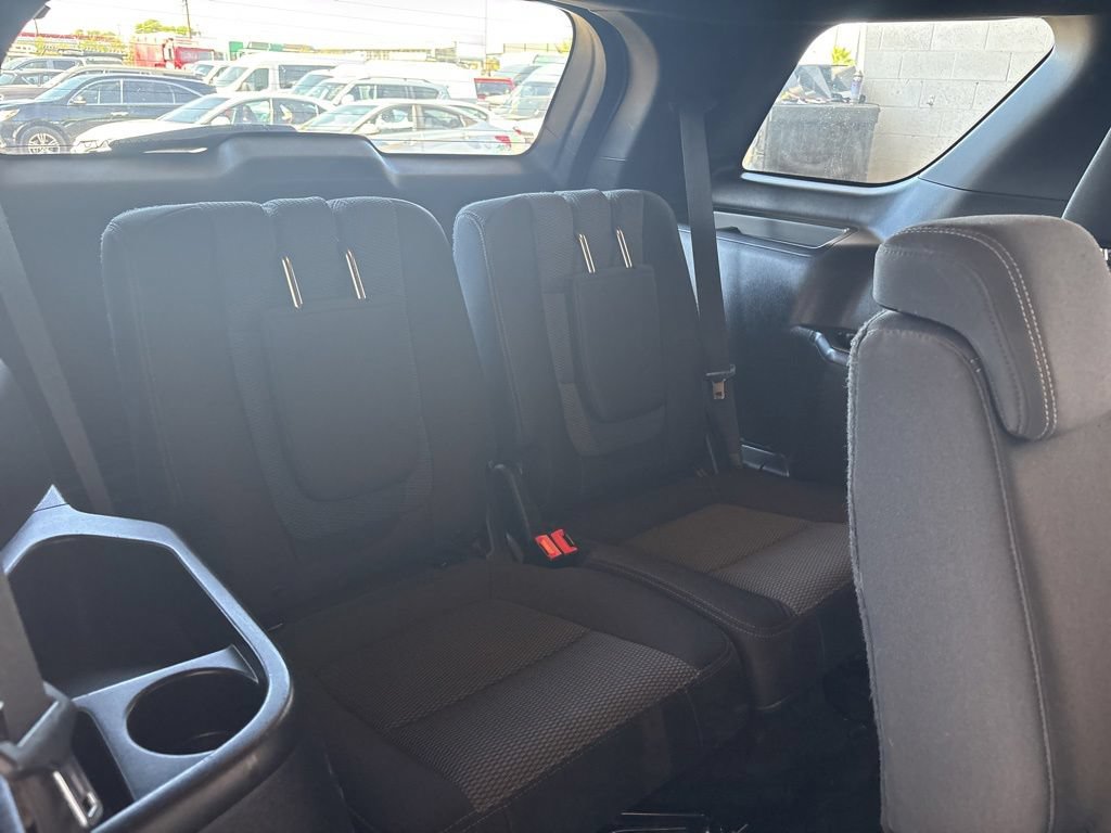 Used 2016 Ford Explorer XLT AWD/4WD image 19